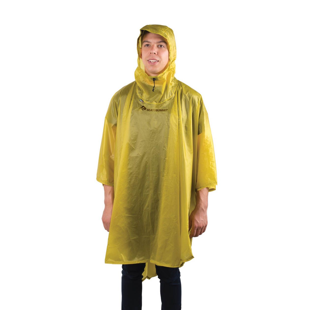 Ultralehké a perfektně sbalitelné pončo Sea To Summit Ultra-Sil™ Nano™ Poncho - dostatečně dlouhé, takže zakryje i batoh