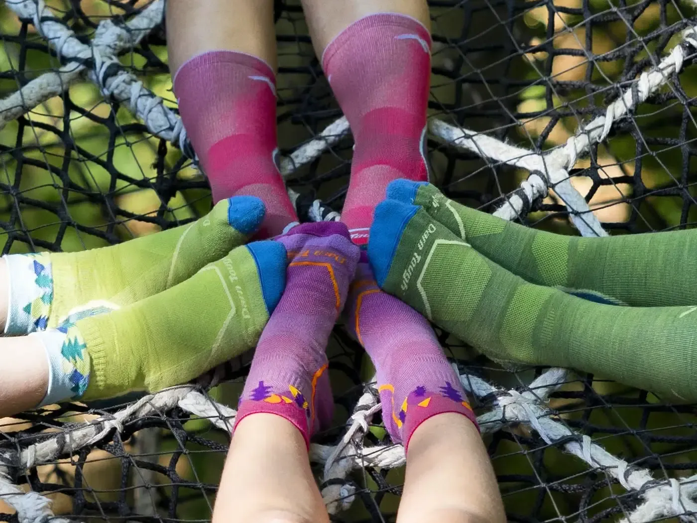 Darn Tough Kids Quest Quarter Lightweight