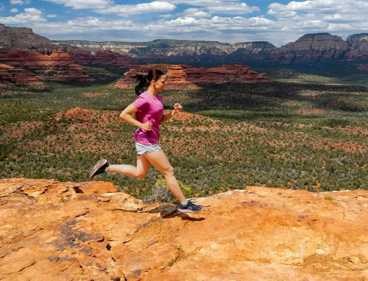 Topo Athletic MTN Racer 3 – dámské boty lifestyle