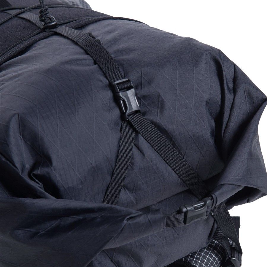 Hyberg Attila X Black ultralight backpack turisticky batoh