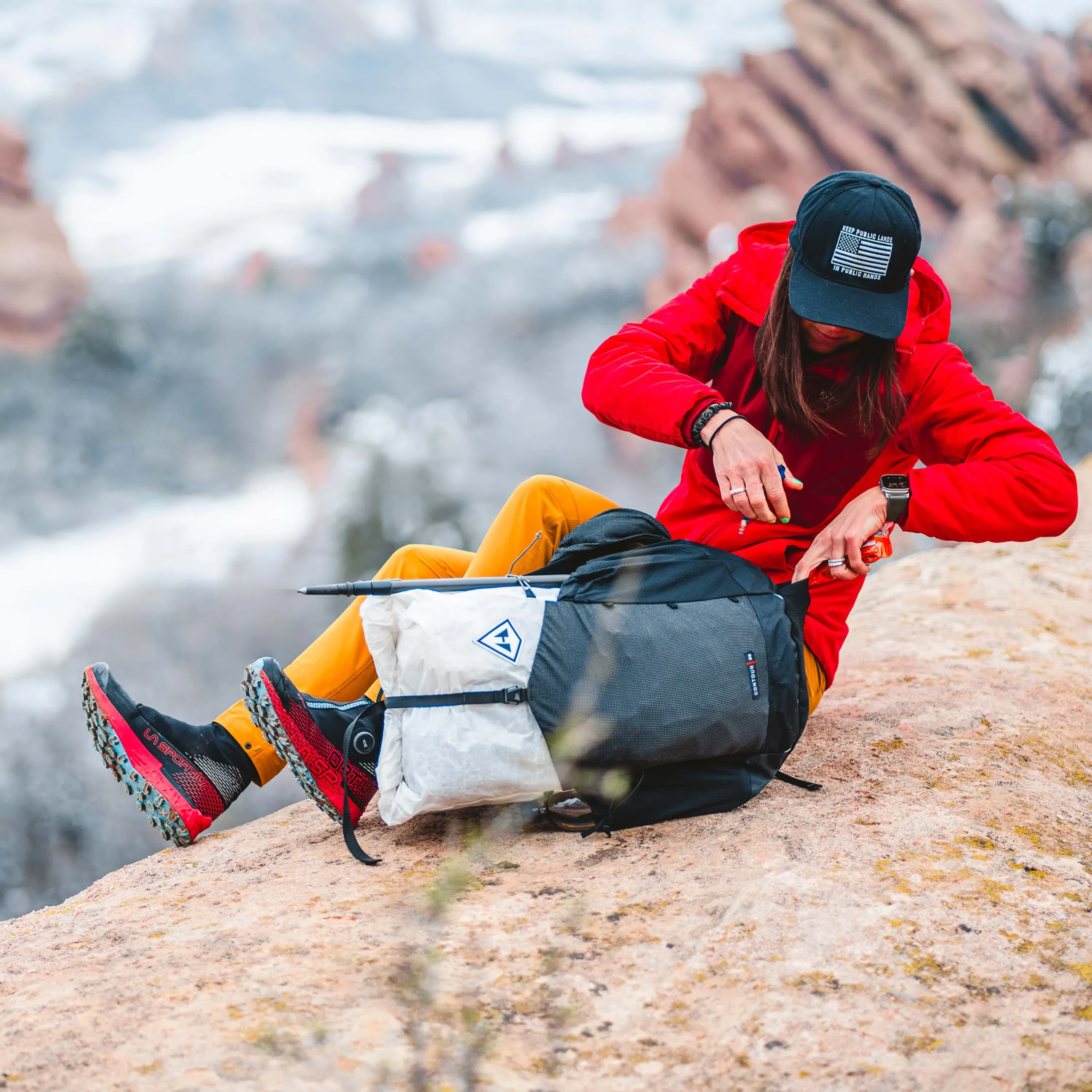 Hyperlite Mountain Gear Contour 35 White ultralight backpack dyneema outdoor