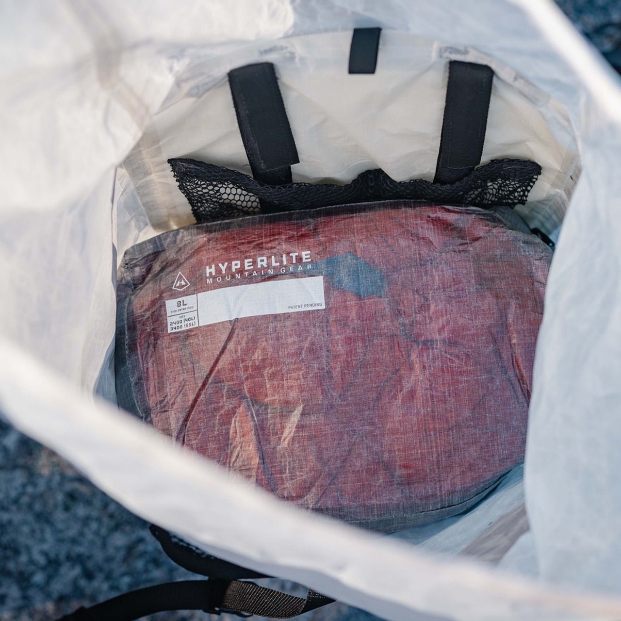 Hyperlite Mountain Gear Side Entry Pod 8 waterproof dyneema