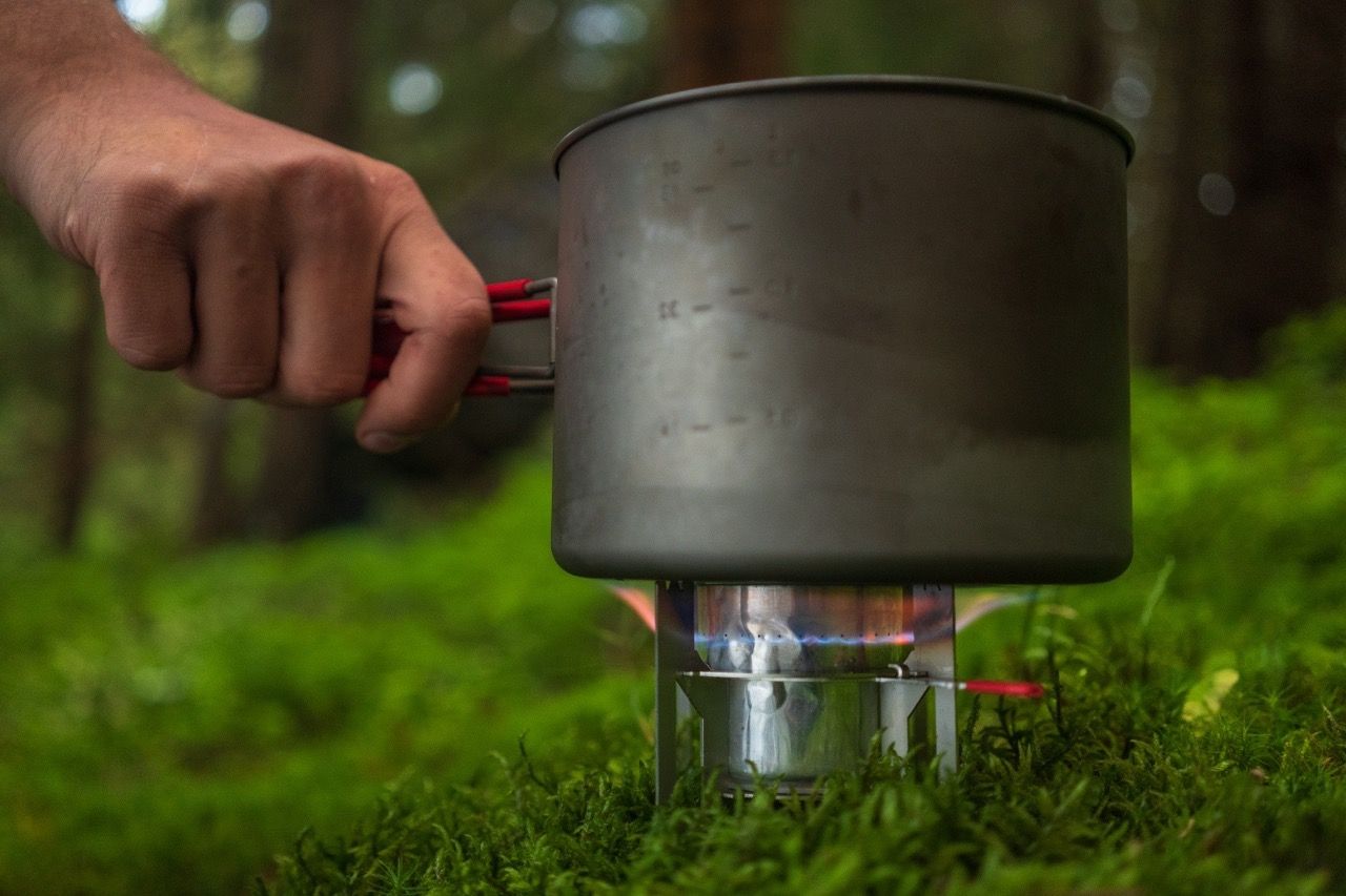 EMO Outdoor Origami Stojan na lihový vařič s regulátorem Life