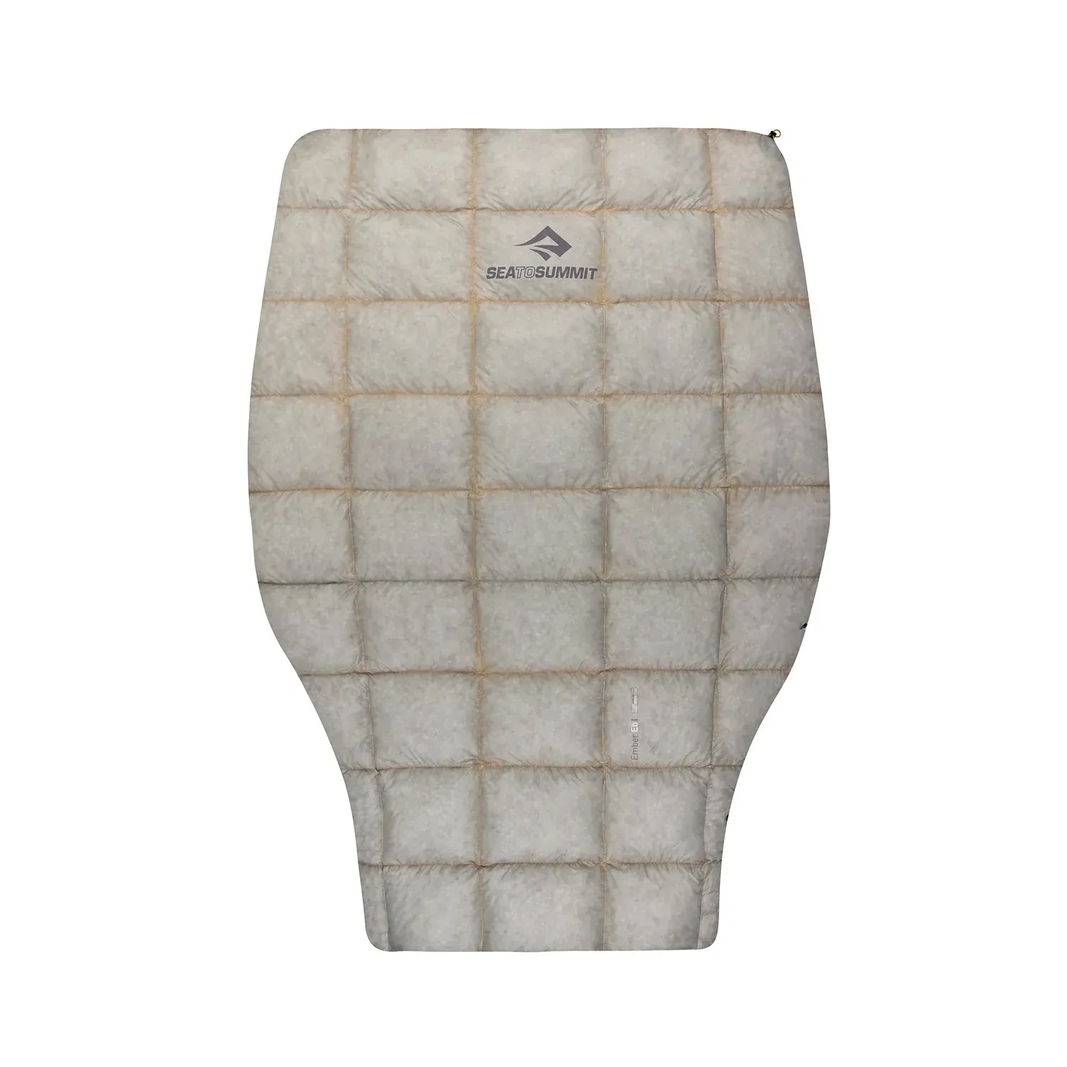 S2211 EmberEbIQuilt Regular Expanded ForWeb 3a3882b8 1590 4218 83e5 17704bf68706