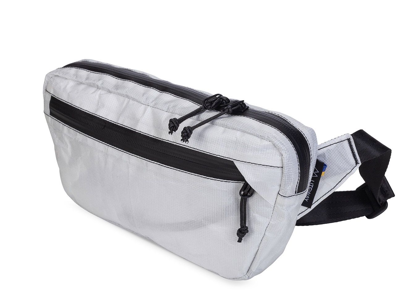 Fanny Pack Ultra 200 White 01 1350x1000