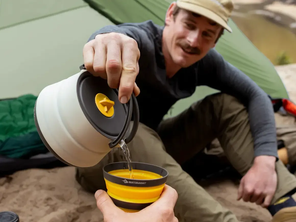 Sea To Summit Frontier UL Collapsible Cup 02.webp