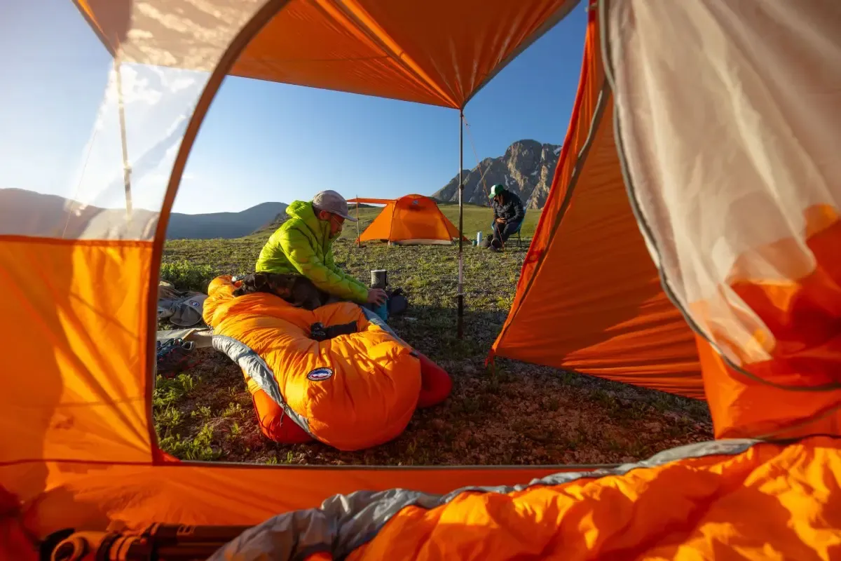 Big-Agnes-Copper-Spur-UL-2025-lifestyle-08.webp