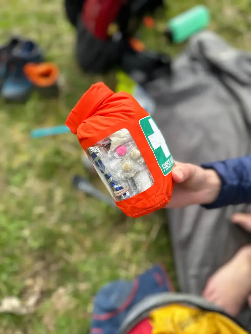 Seznam věcí, které nosit v cestovní lékárničce na hory